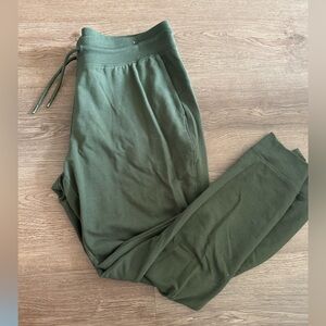 Army Green Women’s Joggers Size L